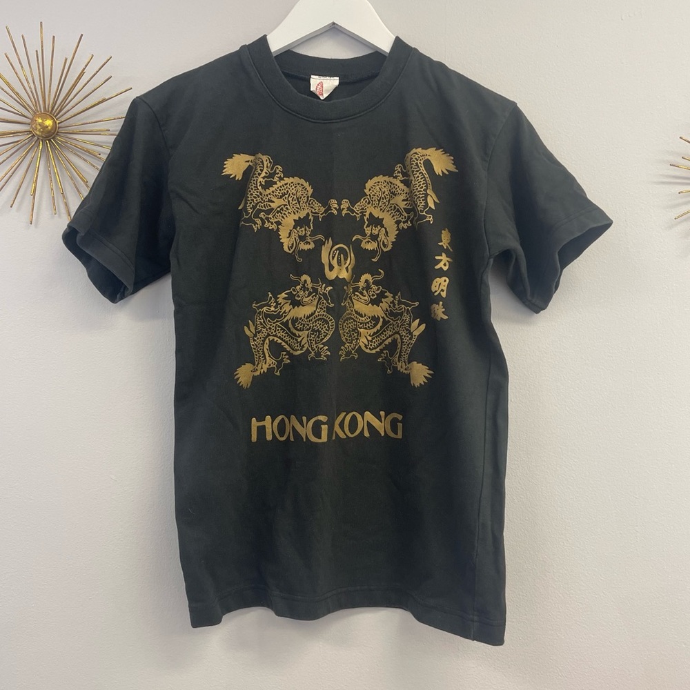 Vintage Dragon Hong Kong Black Gold T-shirt Unique - Picture 3 of 9